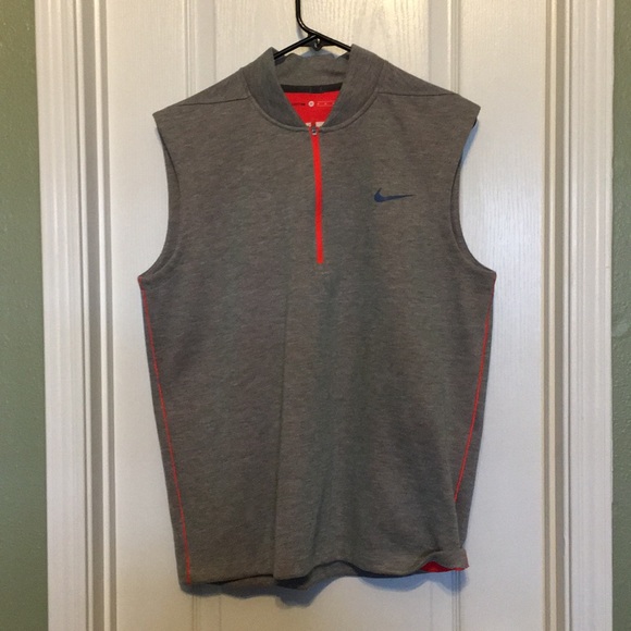 tiger woods golf vest